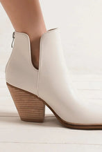 Load image into Gallery viewer, Beast Fashion Pointed Metal-Tip Toe Block Heel Ankle Boots