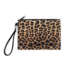 Load image into Gallery viewer, Leopard Clutch Bag