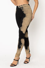Load image into Gallery viewer, Bleach Skinny Jeans in Black