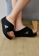 Load image into Gallery viewer, NINA Criss-Cross Straps Comfortable Cork Flatform Sandals