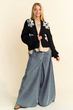 Load image into Gallery viewer, Davi & Dani Floral Applique Open Front Dropped Shoulder Cardigan