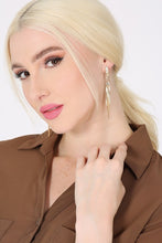 Load image into Gallery viewer, Edgy Dangle Tassel Earrings