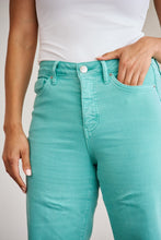 Load image into Gallery viewer, RFM Crop Chloe Full Size Tummy Control High Waist Raw Hem Jeans