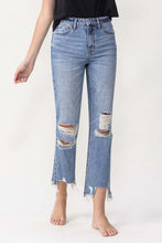 Load image into Gallery viewer, Lovervet High Rise Distressed Straight Jeans