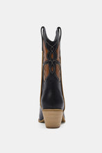 Load image into Gallery viewer, Beast Fashion Butterfly Cut Detail Point Toe Boots