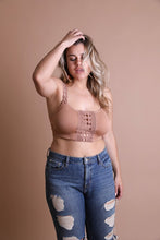 Load image into Gallery viewer, Boho Eye Lace Applique Bralette Plus Size