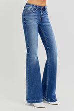 Load image into Gallery viewer, RISEN Plus Size Low Rise Flare Jeans with Pockets