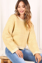 Load image into Gallery viewer, Herringbone Pattern Crew Neck Sweater
