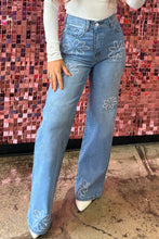 Load image into Gallery viewer, Light Blue Floral Rhinestone Decor High Rise Wide Leg Jeans
