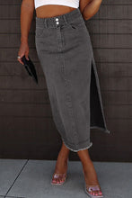 Load image into Gallery viewer, Black Raw Edge Side Slits Buttoned Midi Denim Skirt
