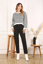 Load image into Gallery viewer, Herringbone Pattern Crew Neck Sweater
