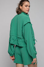 Load image into Gallery viewer, Crinkle Woven Cropped Jacket
