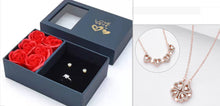 Load image into Gallery viewer, Womens Retro Magnetic Folding Heart Shaped Four Leaf Clover Pendant Necklace Love Clavicle Chain Choker - Jewelry
