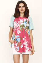Load image into Gallery viewer, Raglan Sleeve Floral Tunic Top
