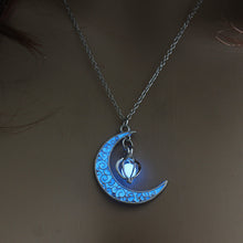 Load image into Gallery viewer, Glowing Pendant Silver Plated Chain Necklaces
