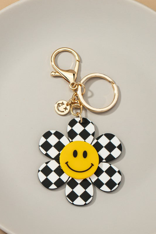 Big Checker Flower Key Chain with Smiley Face