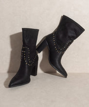 Load image into Gallery viewer, OASIS SOCIETY Paris - Studded Boots
