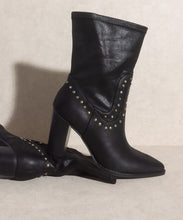 Load image into Gallery viewer, OASIS SOCIETY Paris - Studded Boots
