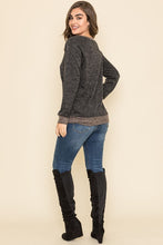 Load image into Gallery viewer, Plus Raglan Two Tone Tunic
