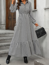 Load image into Gallery viewer, Ruffle Hem Plaid Long Sleeve Dress
