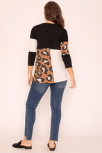 Load image into Gallery viewer, Plus Leopard Color Block Tunic
