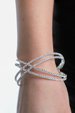 Load image into Gallery viewer, Crystal Crisscross Rhinestone Bracelet
