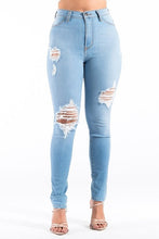 Load image into Gallery viewer, Kylie Skinny Jeans in Light Wash
