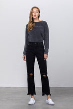 Load image into Gallery viewer, Destroyed Straight Jeans
