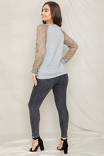 Load image into Gallery viewer, Plus Lace Sleeve Raglan Tunic
