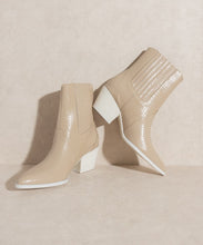 Load image into Gallery viewer, OASIS SOCIETY Dawn - Paneled Western Bootie
