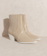 Load image into Gallery viewer, OASIS SOCIETY Dawn - Paneled Western Bootie
