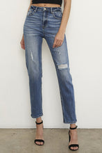 Load image into Gallery viewer, High Rise Girlfriend Jeans
