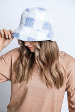 Load image into Gallery viewer, REVERSIBLE WINTER BUCKET HAT
