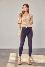 Load image into Gallery viewer, Puff Sleeve Cinched Top

