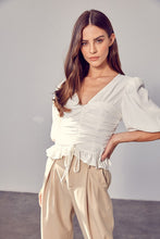 Load image into Gallery viewer, Puff Sleeve Cinched Top
