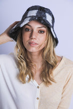 Load image into Gallery viewer, REVERSIBLE WINTER BUCKET HAT
