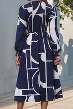 Load image into Gallery viewer, Perfee Smocked Color Block Long Sleeve Midi Dress
