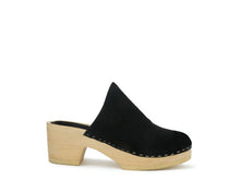 Load image into Gallery viewer, RAG &amp; CO DARCIE Taupe Suede Clogs
