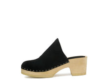 Load image into Gallery viewer, RAG &amp; CO DARCIE Taupe Suede Clogs
