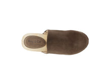 Load image into Gallery viewer, RAG &amp; CO DARCIE Taupe Suede Clogs
