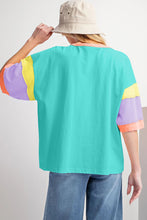 Load image into Gallery viewer, Light Blue Color Block Stitching Sleeve Round Neck Oversize Top
