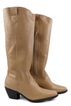 Load image into Gallery viewer, Beautiful Western Style Tall Boots
