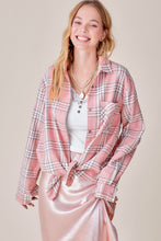 Load image into Gallery viewer, Plaid Button Down Pocket Shirt
