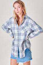 Load image into Gallery viewer, Plaid Button Down Pocket Shirt
