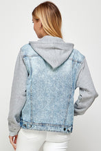 Load image into Gallery viewer, Women&#39;s Denim Jacket with Fleece Hoodies
