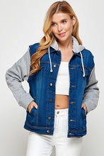 Load image into Gallery viewer, Women&#39;s Denim Jacket with Fleece Hoodies
