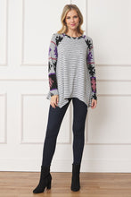 Load image into Gallery viewer, Tribal Sleeve Handkerchief Tunic
