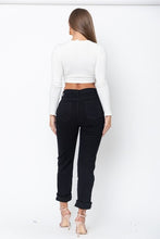 Load image into Gallery viewer, Boyfriend Jeans in Black Denim
