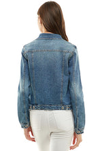 Load image into Gallery viewer, Spandex  Ladies  Casual Denim Jacket
