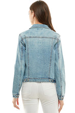 Load image into Gallery viewer, Spandex  Ladies  Casual Denim Jacket
